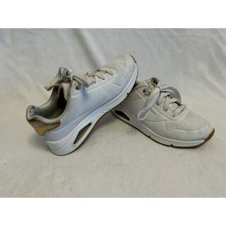 Sketchers weiß